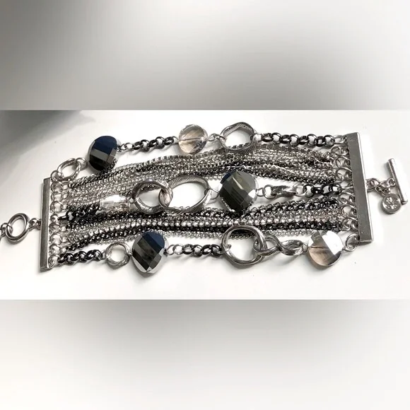 Unique Silver and Black Bracelet - Picture 1 of 6